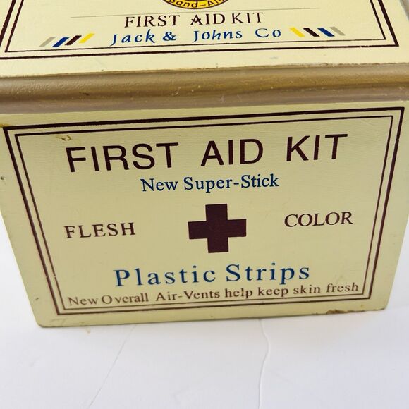 Vintage Official Scout Decorative Wood Box First Aid Kit Images Hinged 6X6" - Picture 8 of 9